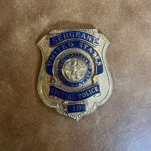 Vintage National Gallery of Art Police Badge